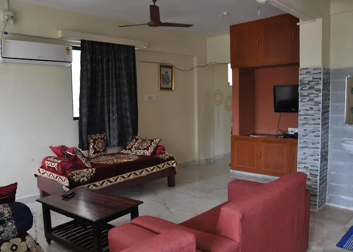 Nayath Serviced Apartments, Homely Stay For Families Since 2011, Secure & Centrally Located, Homely,Simple & Cosy